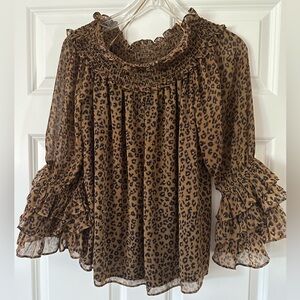 Leopard CeCe Top Size Medium